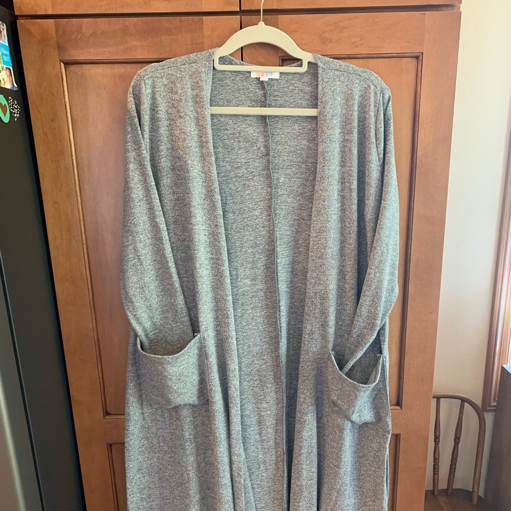 LuLaRoe grey Sarah